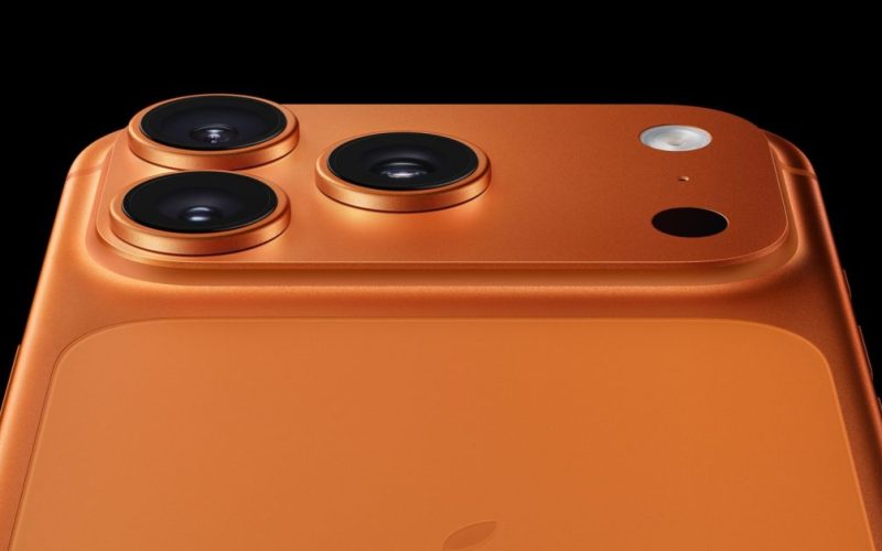 iphone 17 pro max headshot